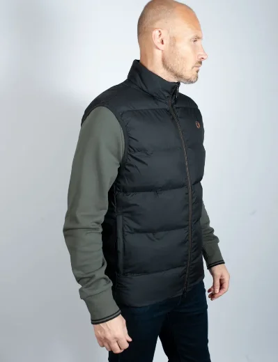 Fred Perry Insulated Gilet | Black