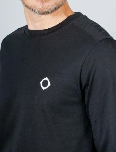 MA Strum LS Icon T-Shirt | Jet Black