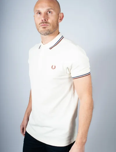 Fred Perry Twin Tipped Polo Shirt | Ecru / Whisky Brown