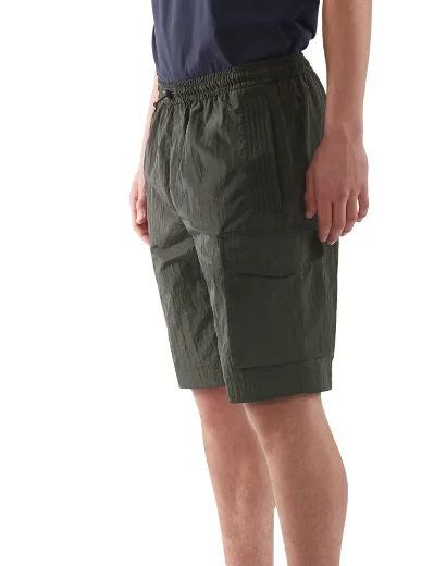 MA Strum Apllique Logo Short | Oil Slick