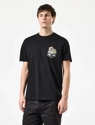 Weekend Offender DIGGIN Graphic T-Shirt | Black