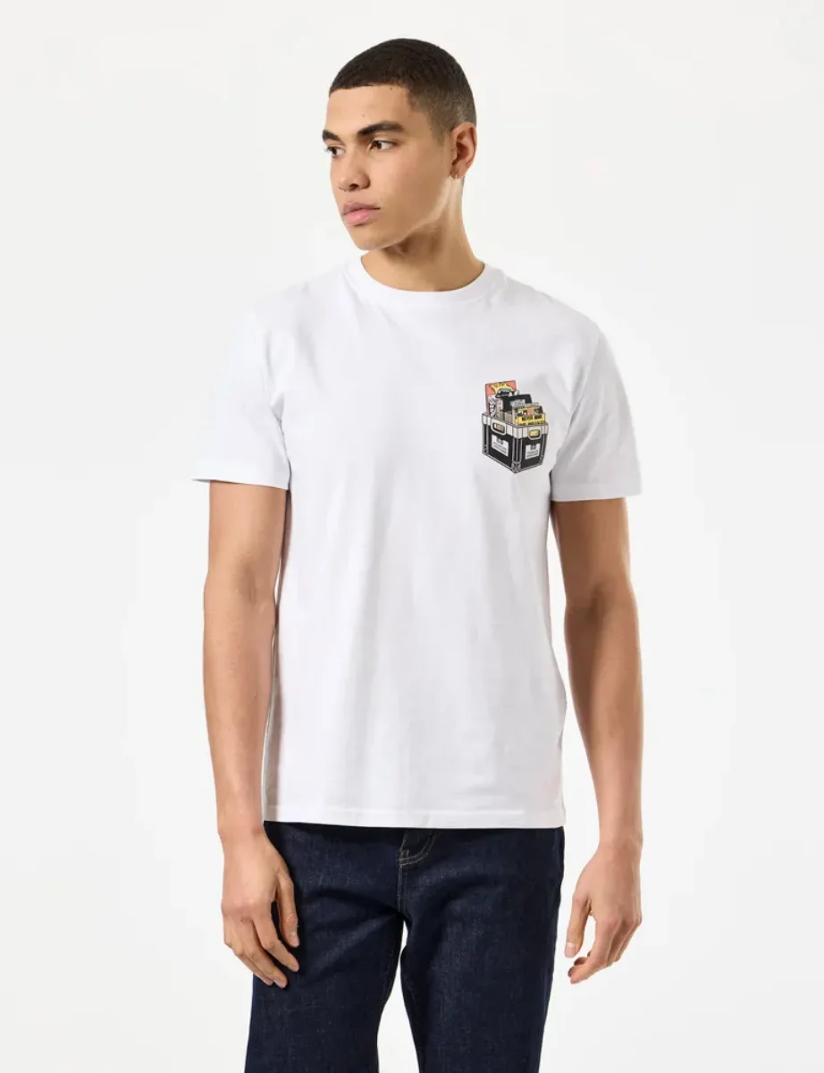 Weekend Offender DIGGIN Graphic T-Shirt | White
