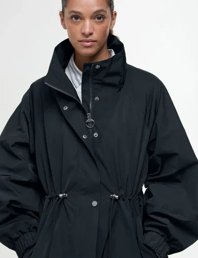 Barbour Women's Suri Showerproof Jacket | Black/Safari dress tartan
