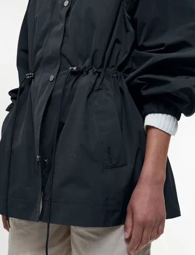 Barbour Women's Suri Showerproof Jacket | Black/Safari dress tartan