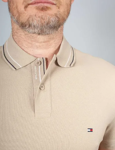 Tommy Hilfiger Placket Logo Regular Fit Polo | Sandalwood