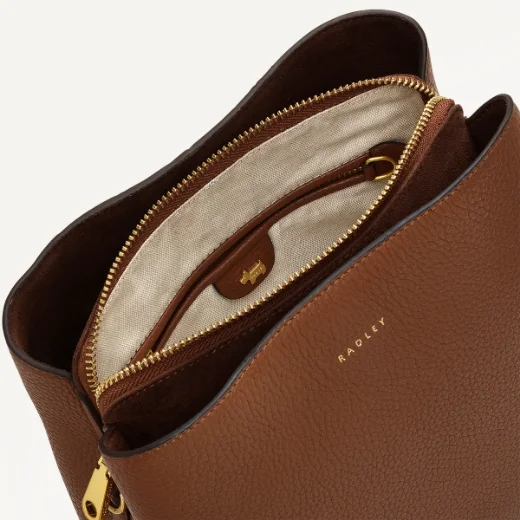 Radley Dukes Place Medium Compartment Cross Body / Saddle