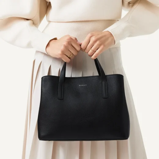 Radley Dukes Place Medium Zip-Top Grab Bag / Black