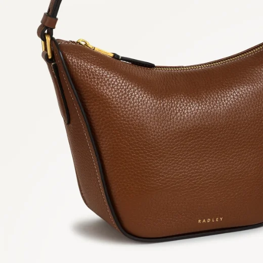 Radley Oak Street Small Ziptop Crossbody / Saddle 