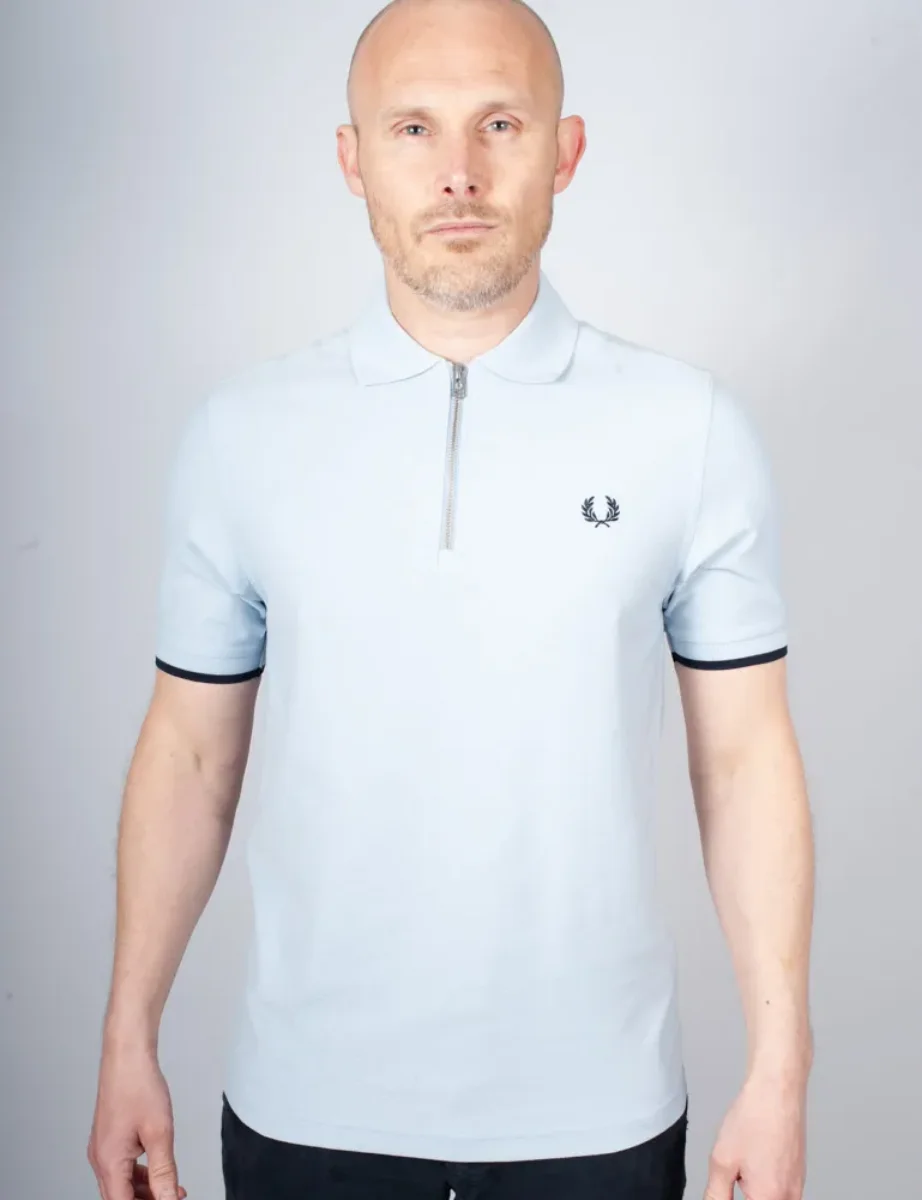 Fred Perry Crepe Pique Zip Neck Polo Shirt | Light Smoke