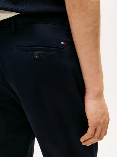 Tommy Hilfiger Harlem Relaxed Chinos | Desert Sky