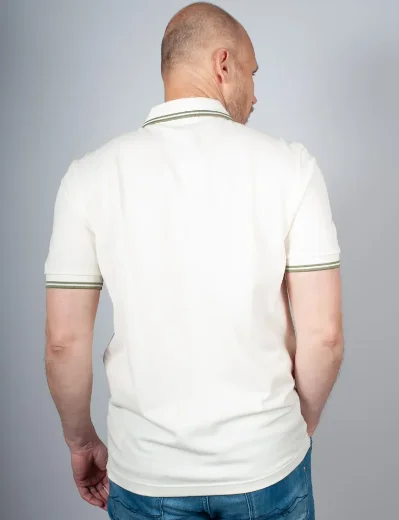 Fred Perry Twin Tipped Polo Shirt | Light Ecru / Olive Mint