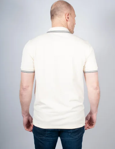 Fred Perry Twin Tipped Polo Shirt | Ecru / Stockport Blue