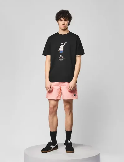 Weekend Offender Hassen Graphic Tee | Black