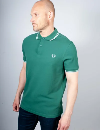 Fred Perry Twin Tipped Polo | Sports Green/Light Ice