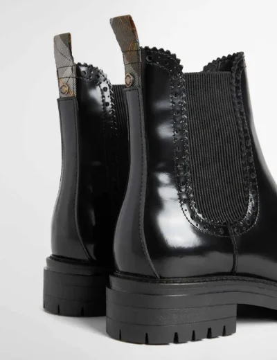 Barbour Womens Fawne Boot | Black