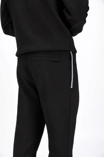 Picture of Luke 1977 Makati Cuffed Joggers | Black/Silver